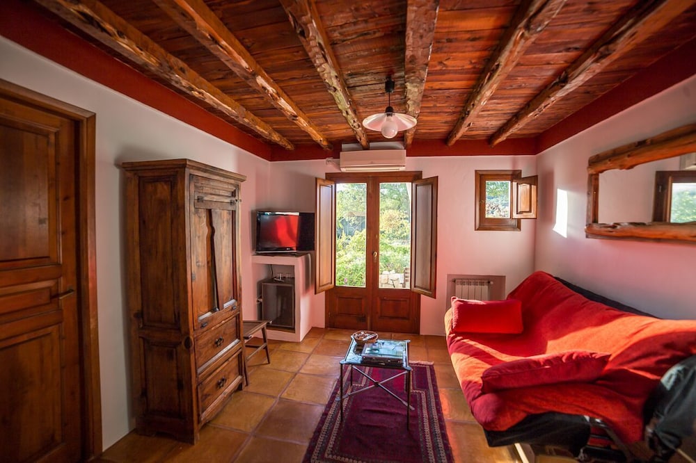 Honeymoon Room photo 2