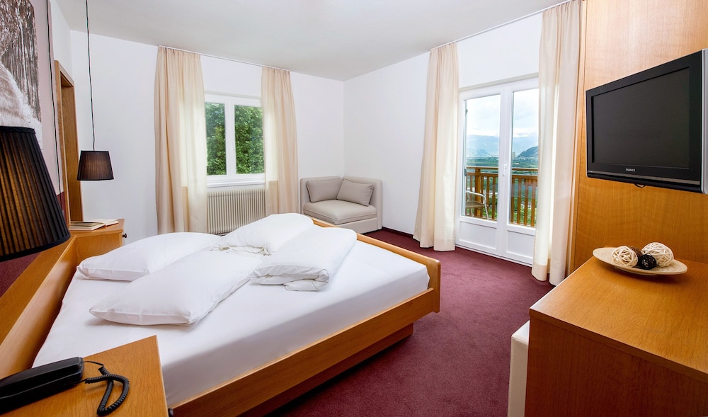 Panoramic Double Room, 1 Double Bed, Balcony, Valley View photo 1