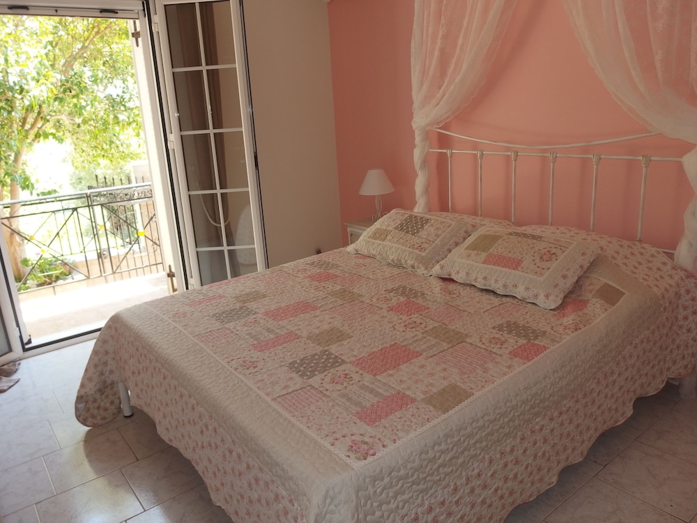 Superior Apartment, 2 Bedrooms photo 1
