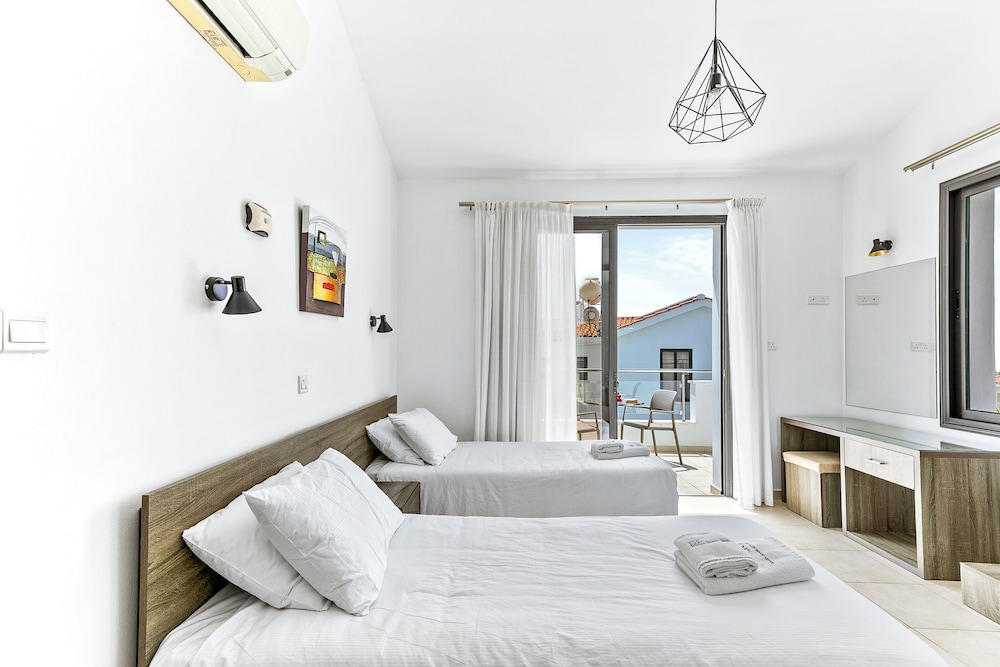 Family Villa, 4 Bedrooms, Private Pool, Sea View photo 2