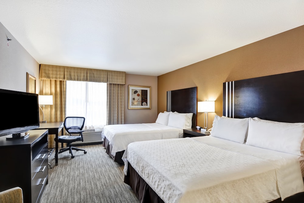 Suite, 2 Queen Beds, Accessible (Communications, Accessible Tub) - Photo 6