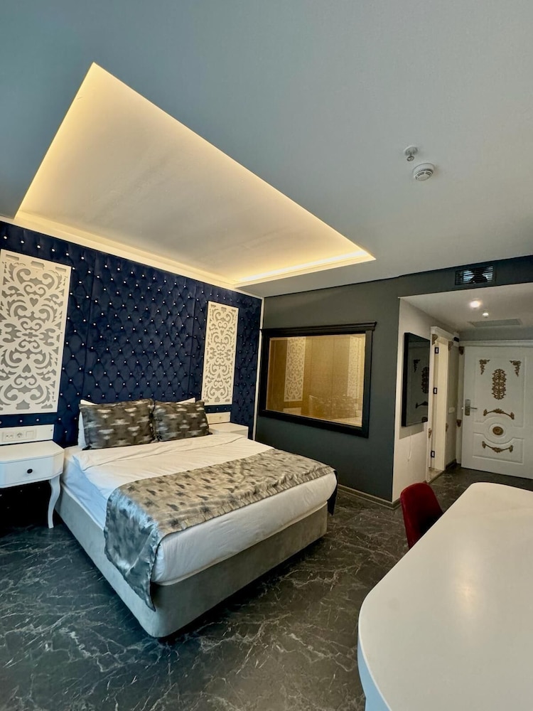 Deluxe Suite, City View photo 1