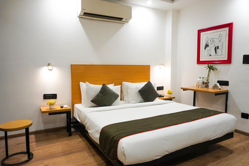 Deluxe Room - Photo 1