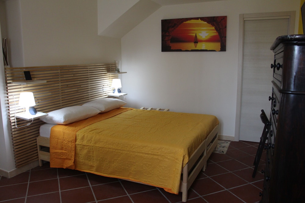Classic Triple Room