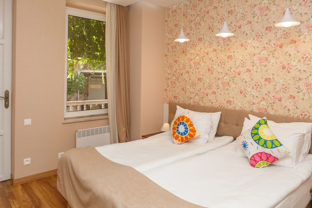 Luxury Double or Twin Room photo 3