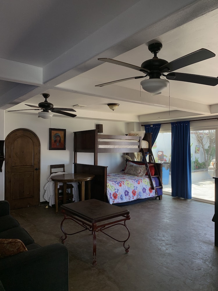 Family House, 5 Bedrooms, Beach View, Beachfront