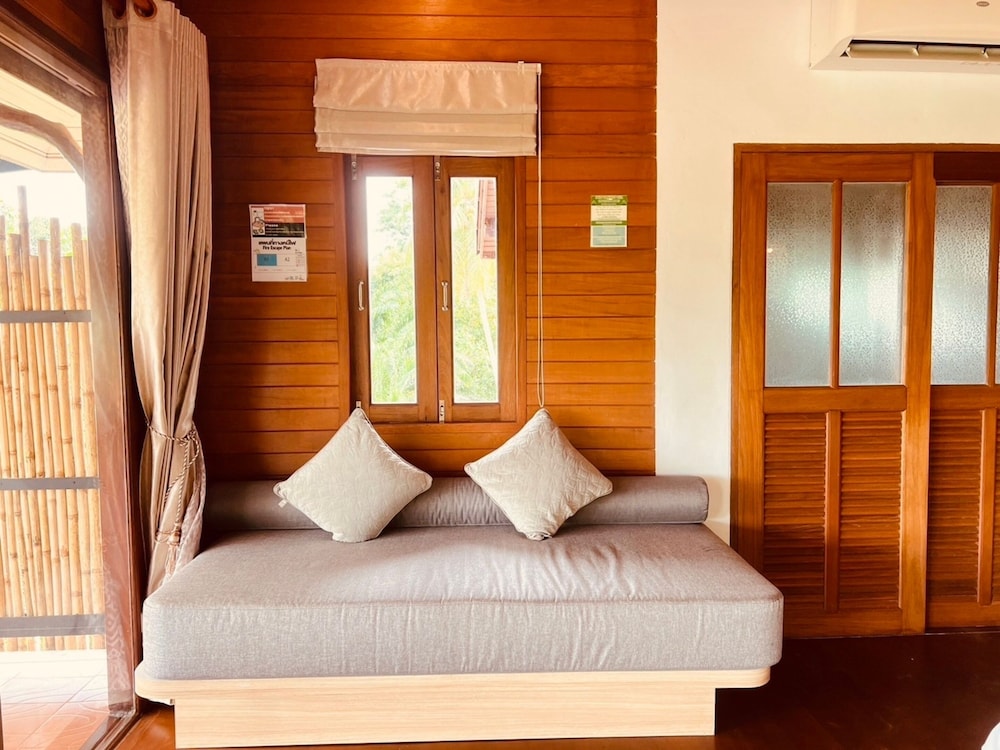 Family Room, 2 Bedrooms, Sea View photo 2