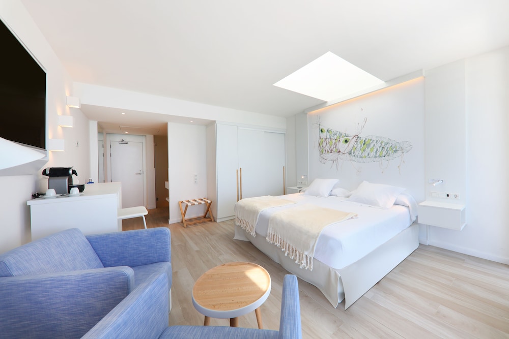Junior Studio Suite, Sea View (Single Use, Priority Location) photo 3