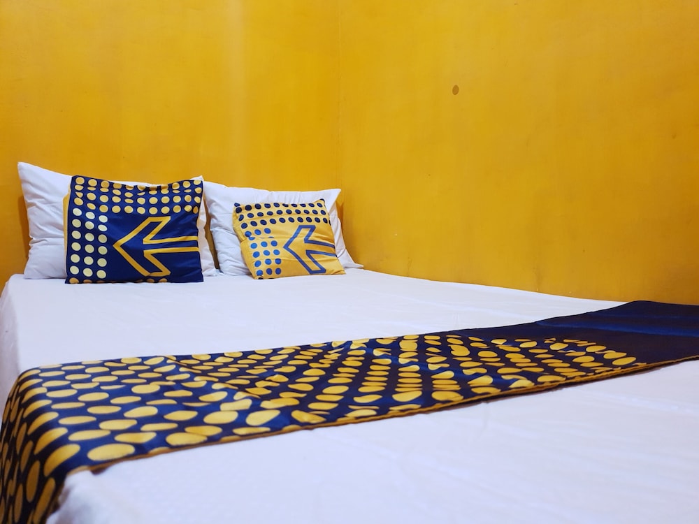 Double Room - Photo 11