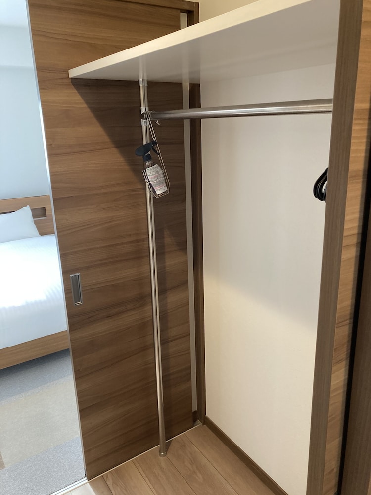 Standard Suite - Photo 14