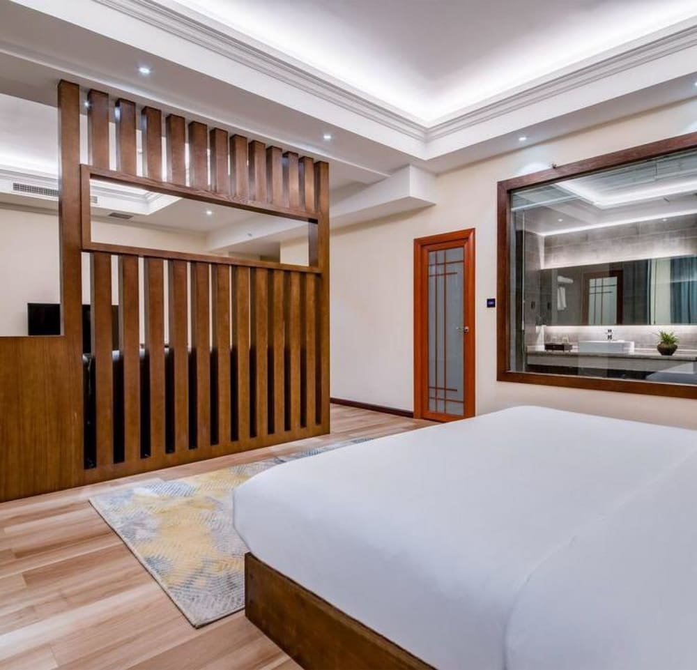 Suite photo 1