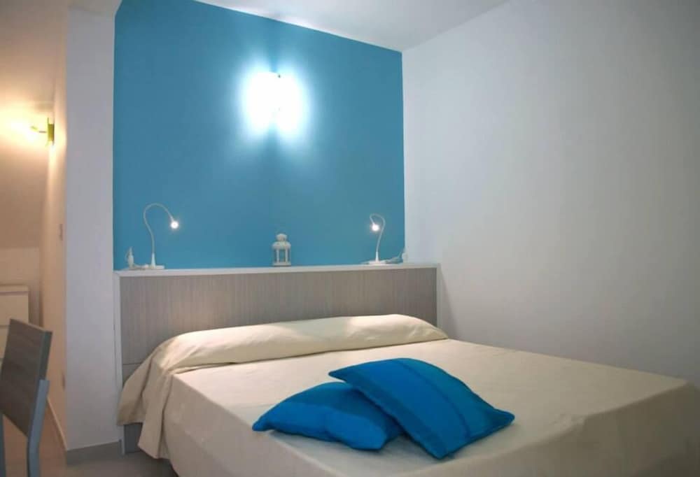 Studio, 1 Queen Bed photo 3
