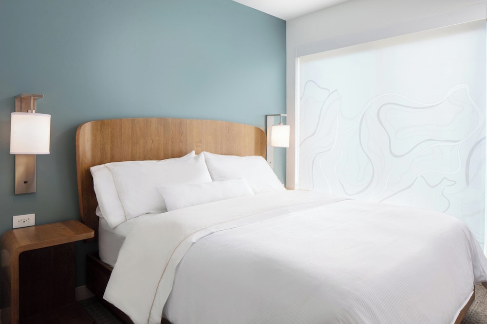 Suite, 1 Bedroom (Mobility Accessible, Roll-in Shower) photo 1