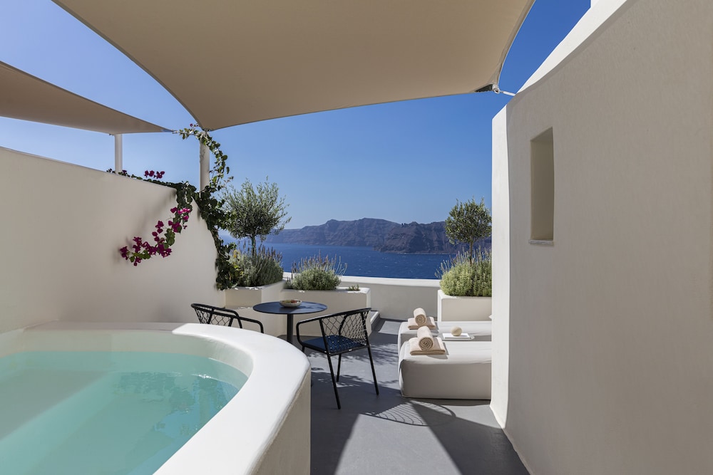 Superior Suite with Plunge Pool