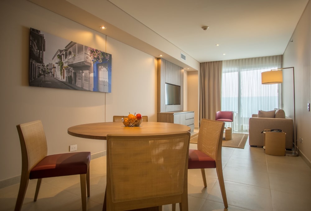 Junior Double Room, 1 King Bed with Sofa bed (Junior Suite King Bed) photo 3