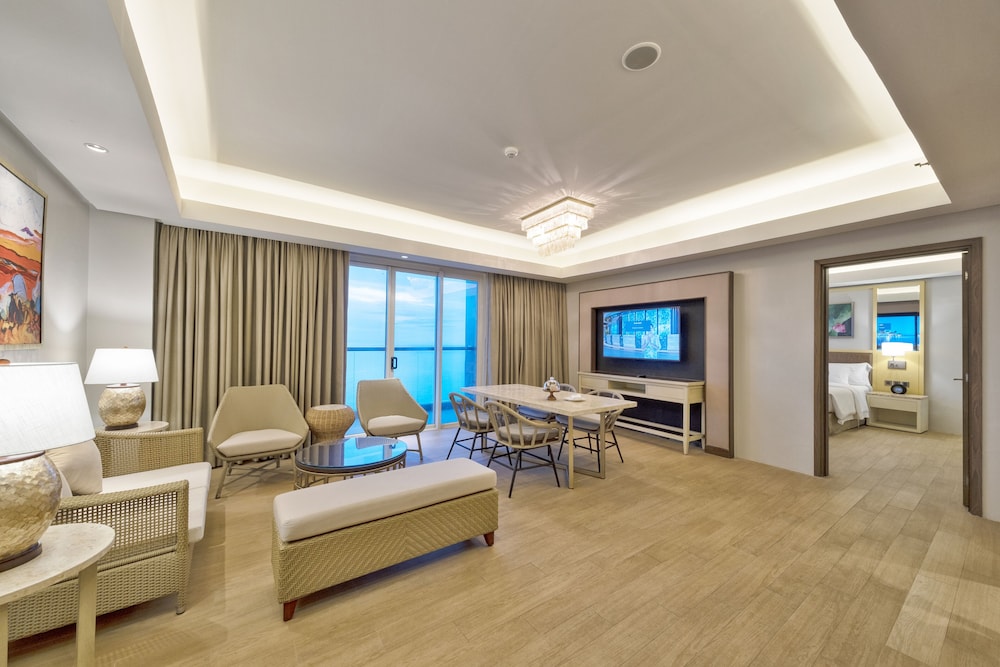 Executive Suite, 2 Bedrooms - Photo 1