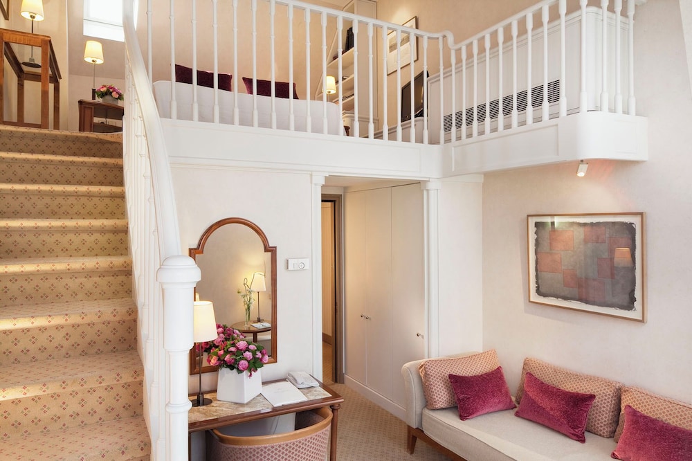 Duplex, Balcony, City View photo 2