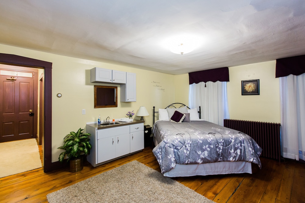 Deluxe Room, Private Bathroom photo 3