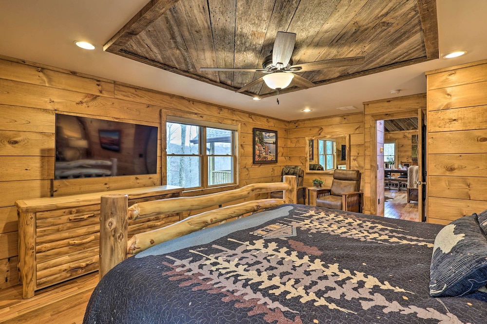 House (4 Bedrooms) photo 2