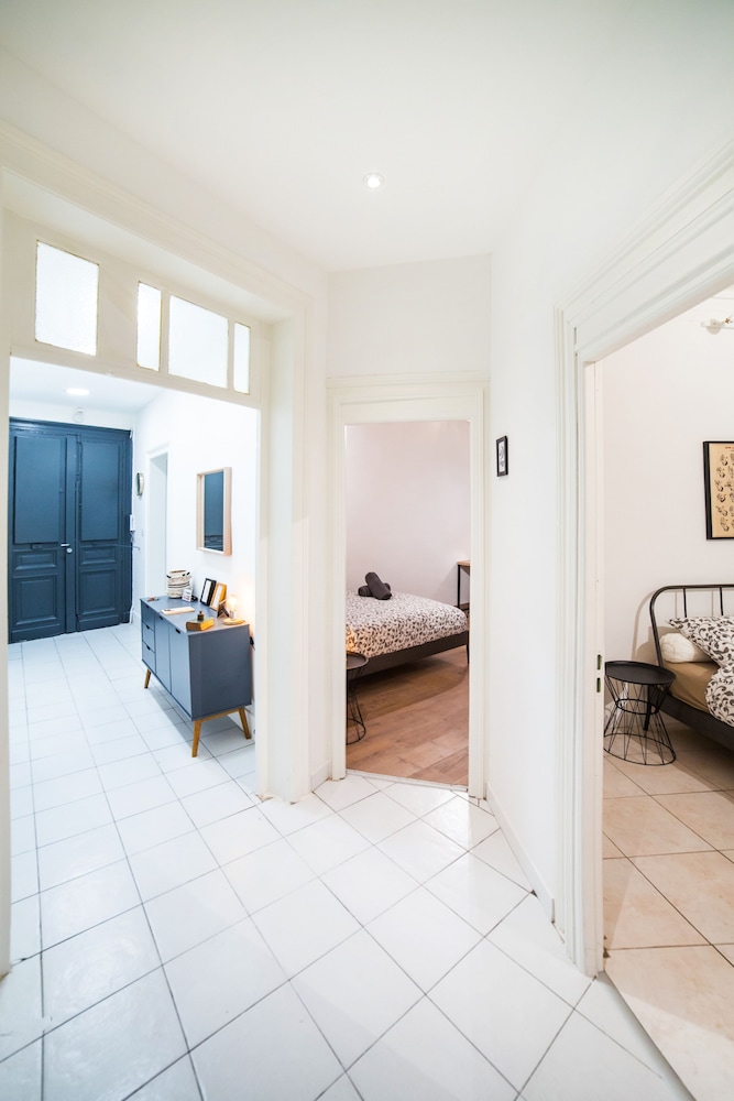 City Suite, Shared Bathroom (LGC habitat chambre 5) photo 1