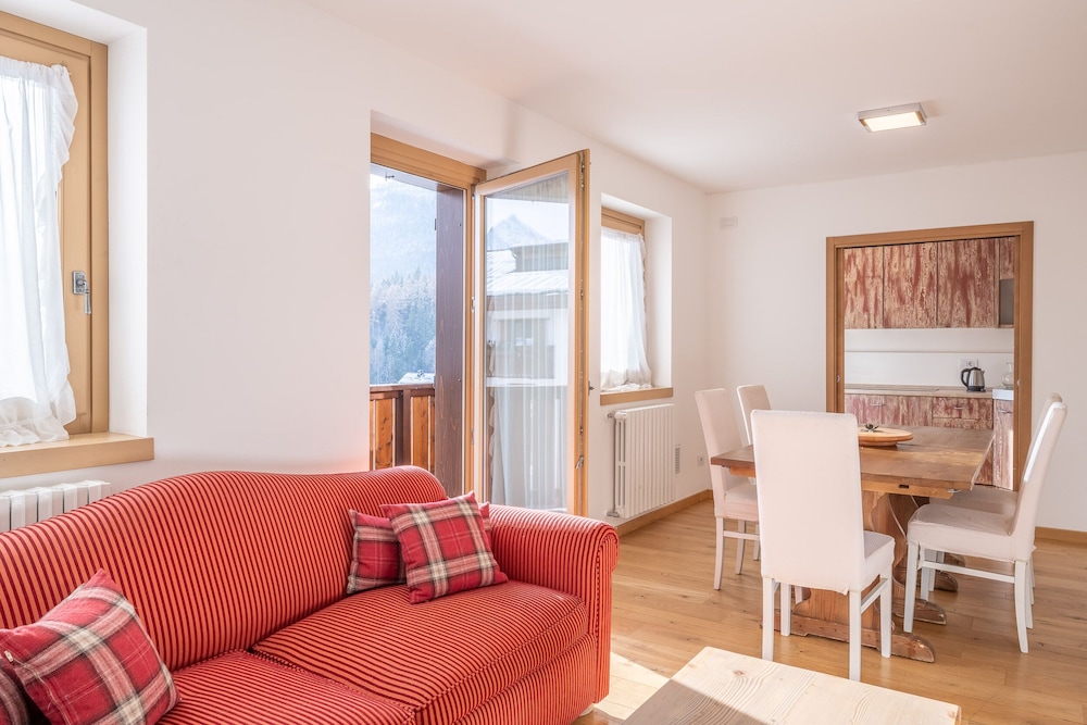 Apartment (Appartamento Le Tofane)
