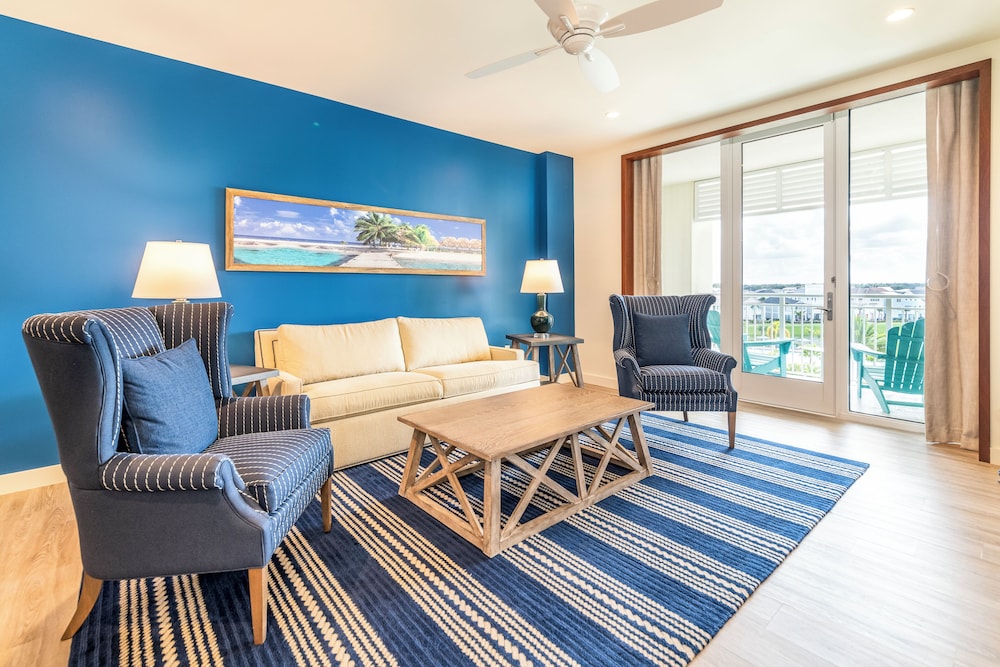 Suite, Multiple Beds, Mobility Accessible, Pool View photo 3