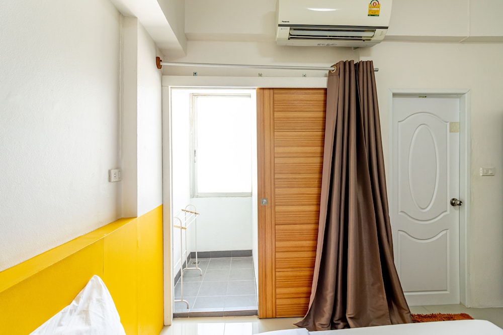 Standard Twin Room photo 3