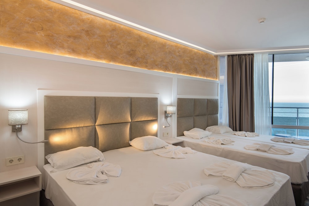 Triple Room, Sea View photo 1