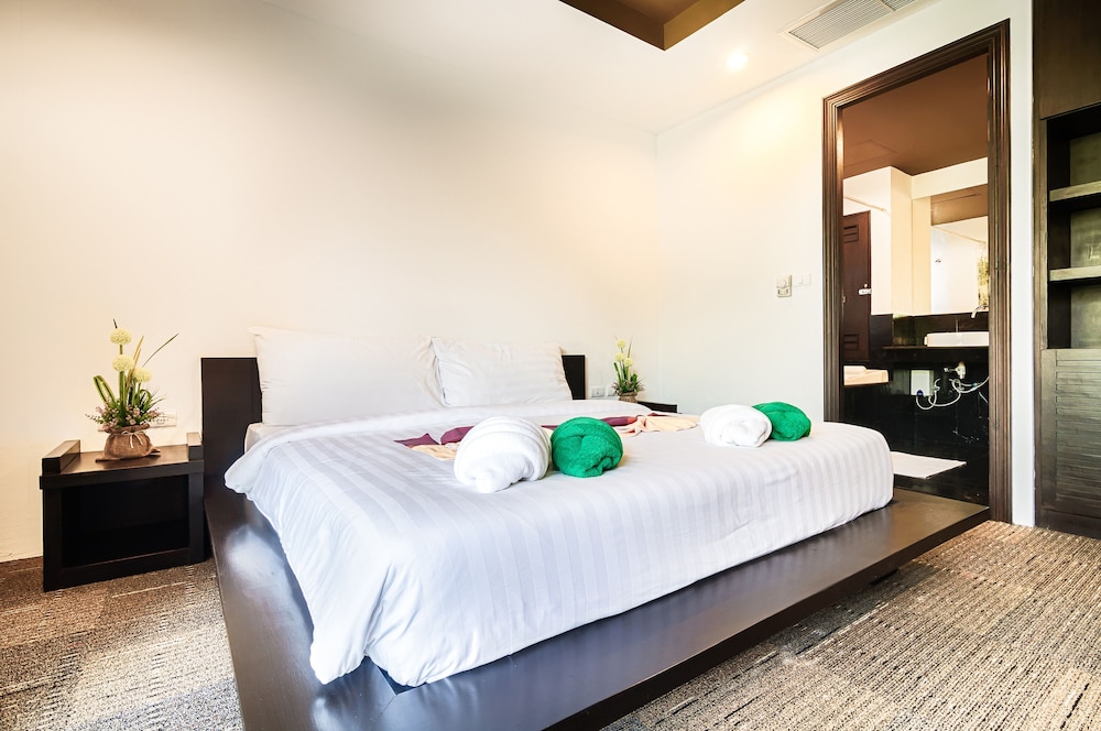 Apartamento Conforto, 2 Quartos, Área de Jardim