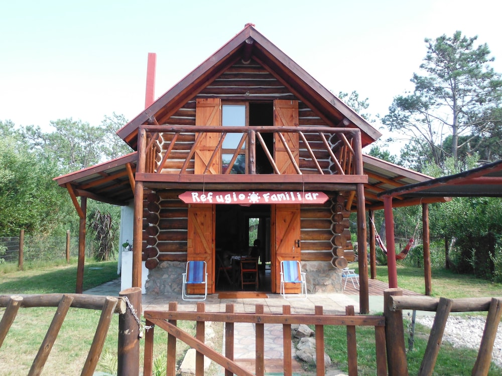 Basic Bungalow, Multiple Beds, Non Smoking photo 3