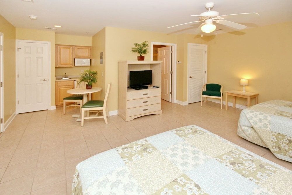 Condo (2108 Commons-II (Brunswick Plantation) photo 1