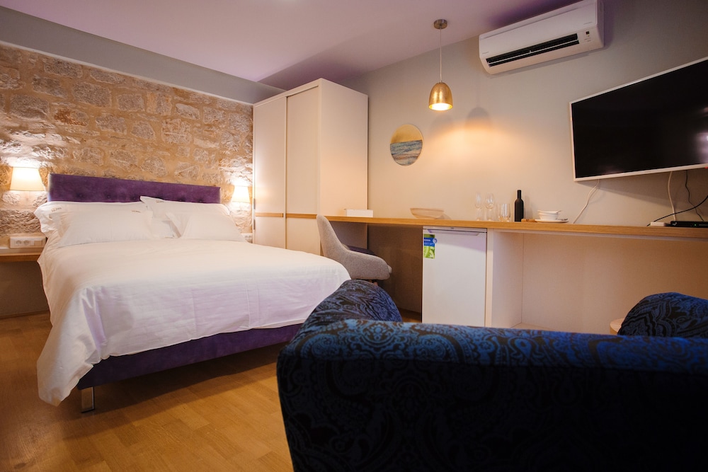 Classic Double Room photo 1