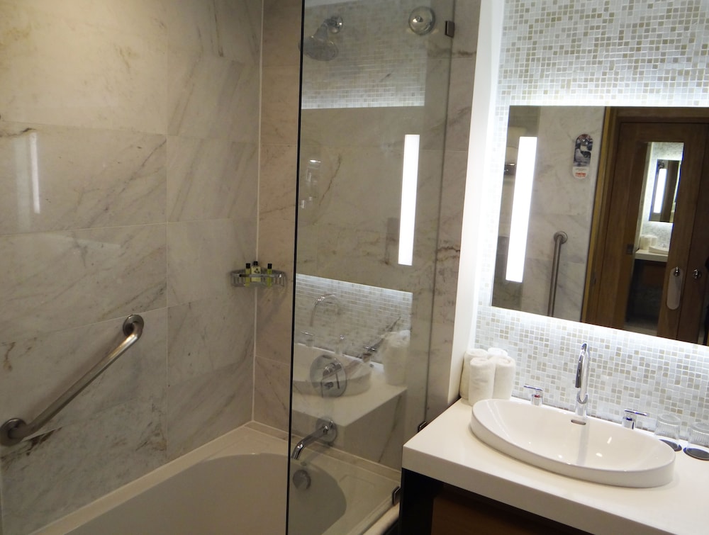 Classic Room, 2 Double Beds, Club Lounge Access - Photo 5