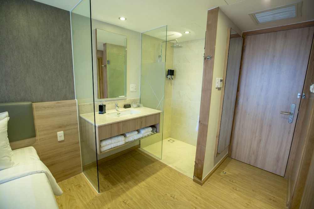 Superior Double Room, No Windows photo 2