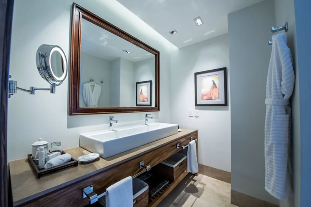 Square Suite thumbnail 5
