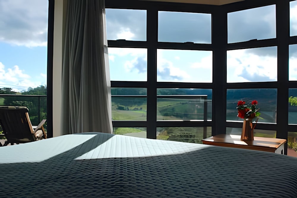 Villa photo 1