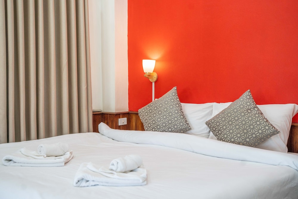 Standard Double Room - Photo 2