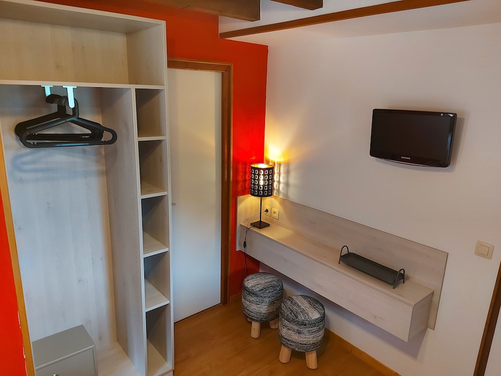 Comfort Triple Room, Valley View photo 3