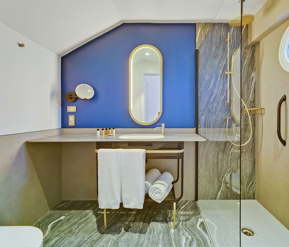 Double Room, Balcony, Sea View (The Cupola) thumbnail 6
