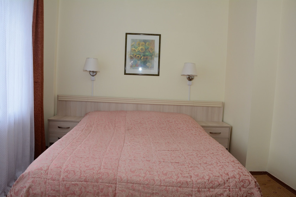 Standard Double Room photo 1