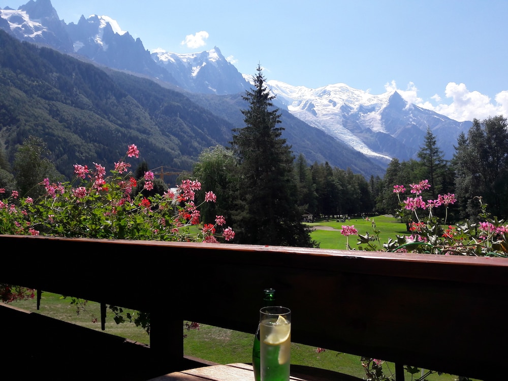 Superior Double Room (Mont Blanc) - Photo 6