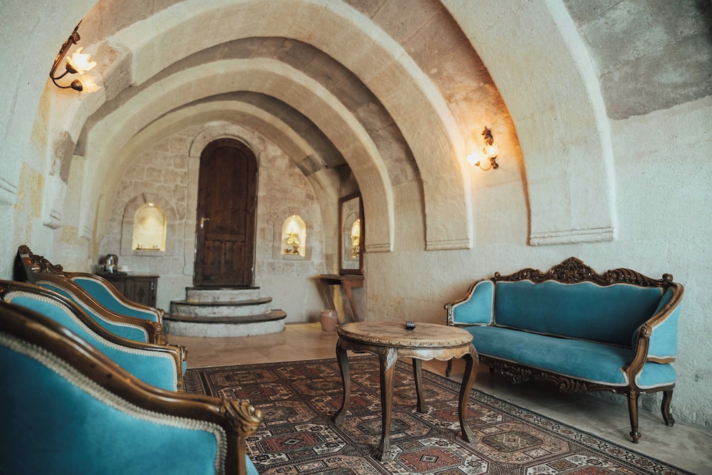 Deluxe Stone Suite with Stone - Photo 39