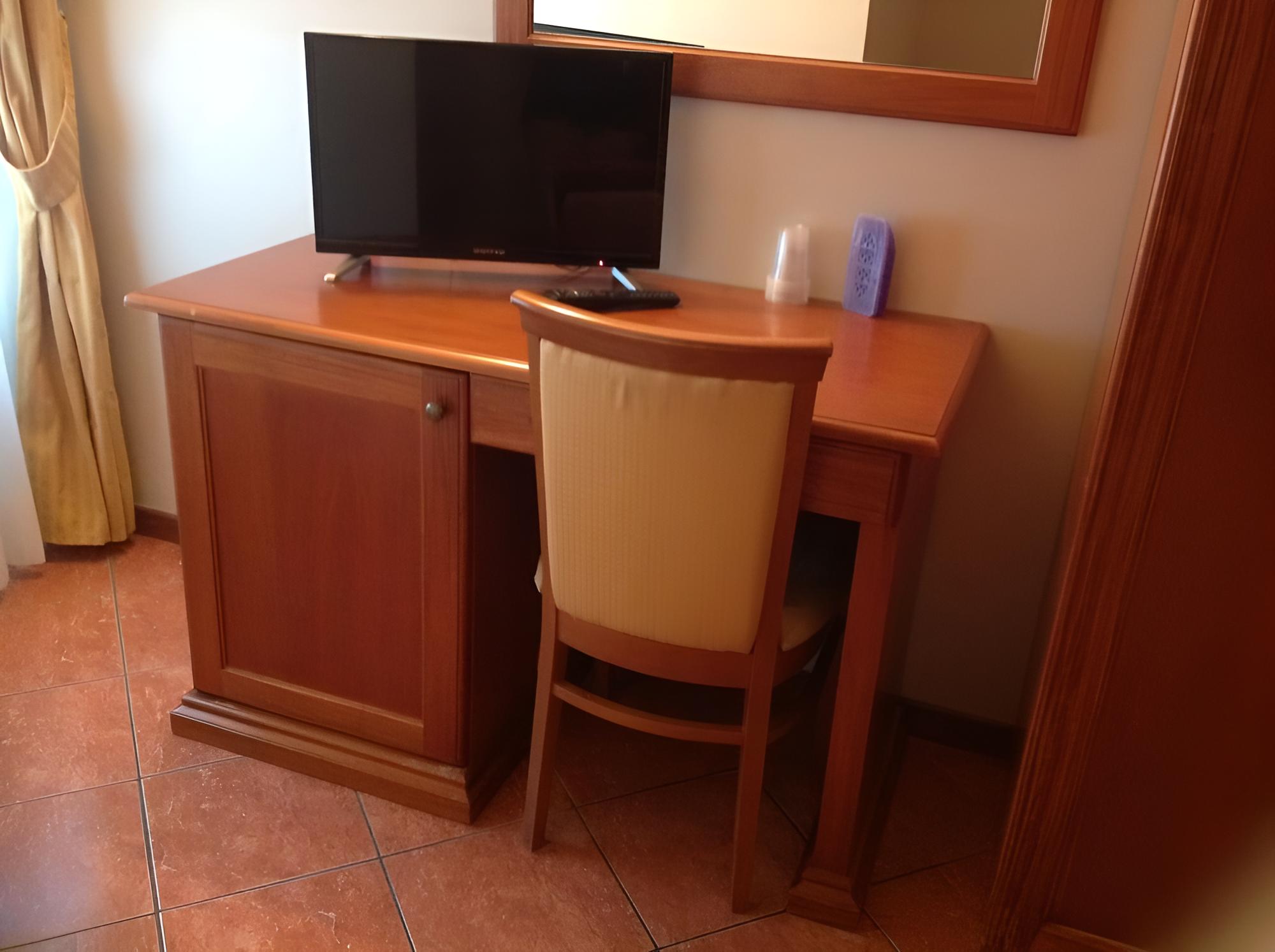 Single Room photo 3