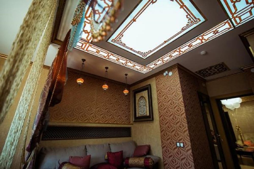Suite (East) photo 3