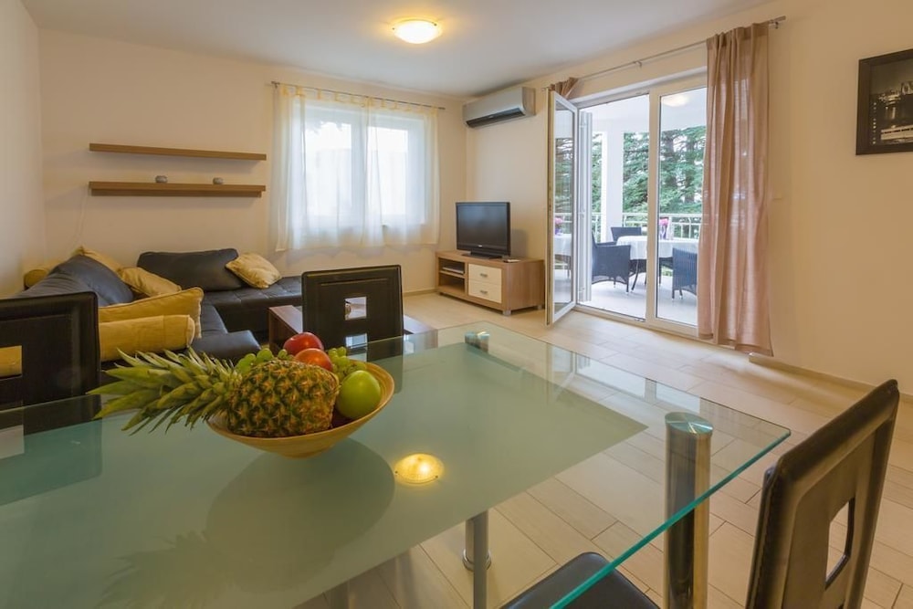 Apartment, Multiple Beds, Sea View H1