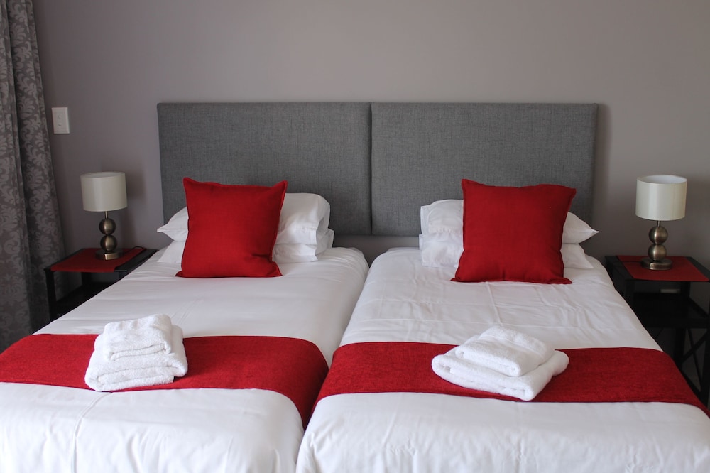 Luxury Room, Balcony (King bed or Twin beds) photo 1