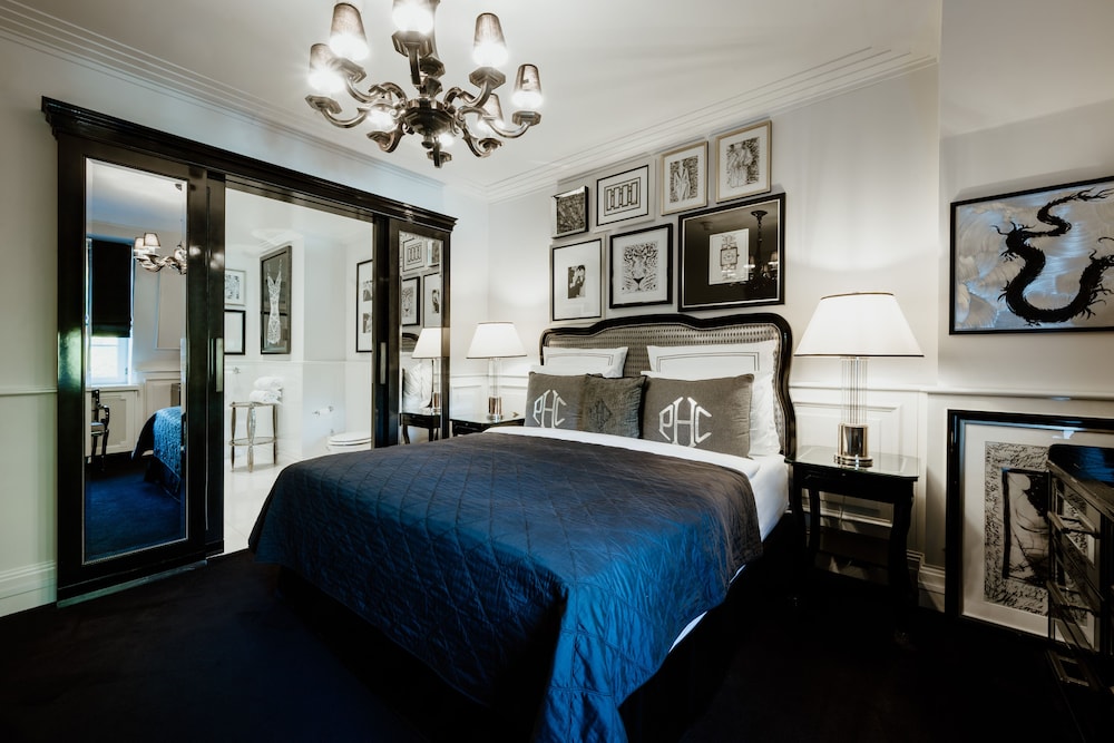 Premium Room (designed by PATRICK HELLMANN) Premium Room (designed by PATRICK HELLMANN)