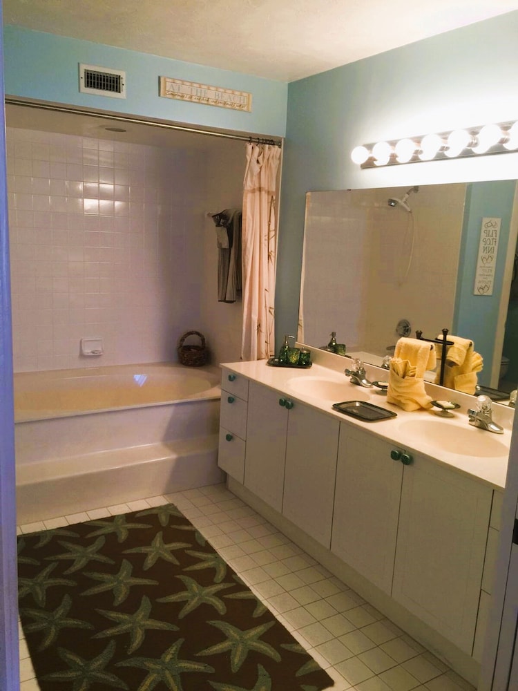 Apartament Oceaniczny z Widokiem na Plażę w Ponce Inlet FL, Zdjęcie 19