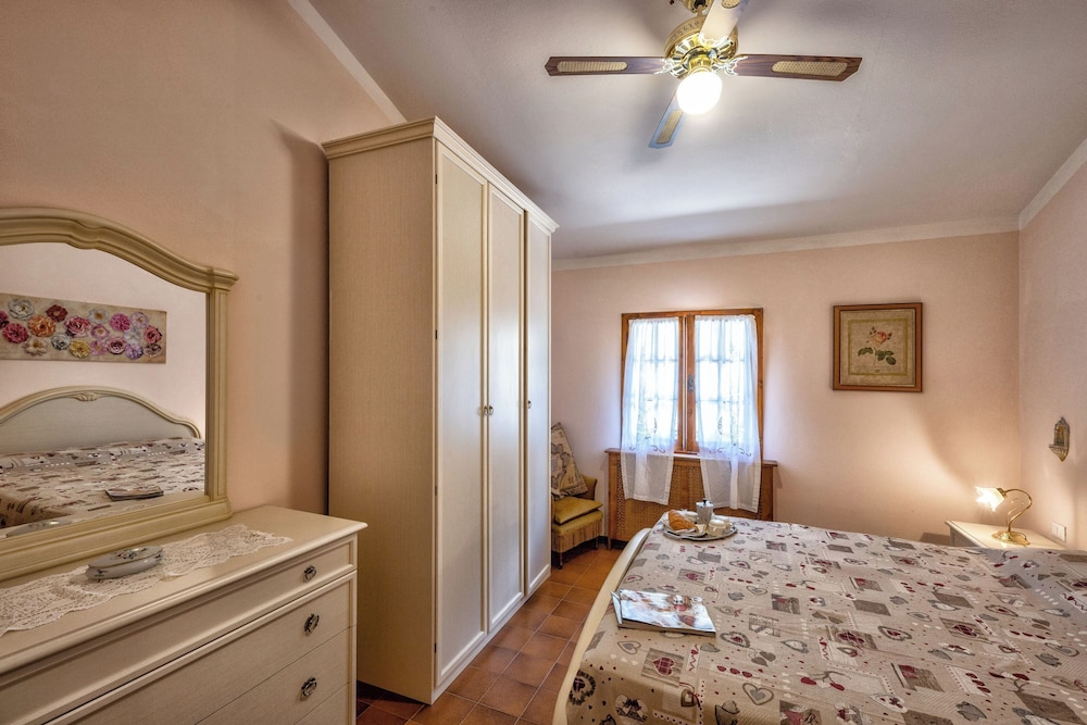 Standard Apartment, Multiple Bedrooms, 2 Bathrooms (Tuscany Apt Marco Private Pool&Tennis) photo 1