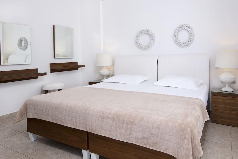Standard Room - Photo 9